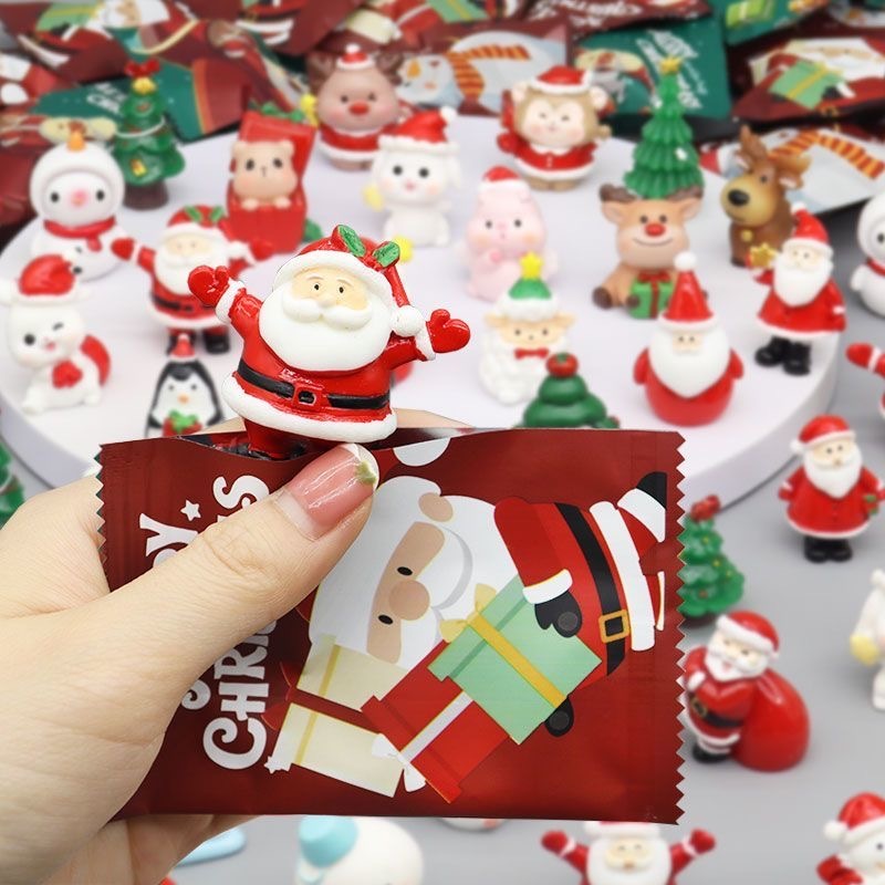 Kids Toys Xmas - 10個入りミニクリスマスブラインドバッグおもちゃ樹脂製サンタクロース雪だるまクリスマスツリーブラインドボックスキュートなクリスマスパーティーDIYギフトセット子供向け